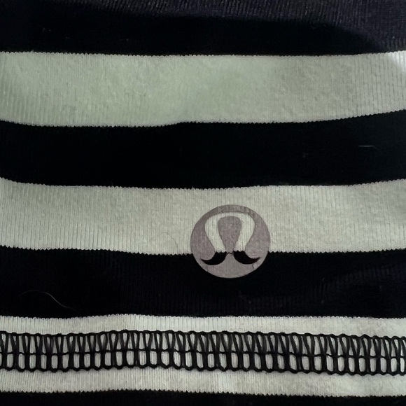 Lululemon No Limit Tank Top - Picture 3 of 4